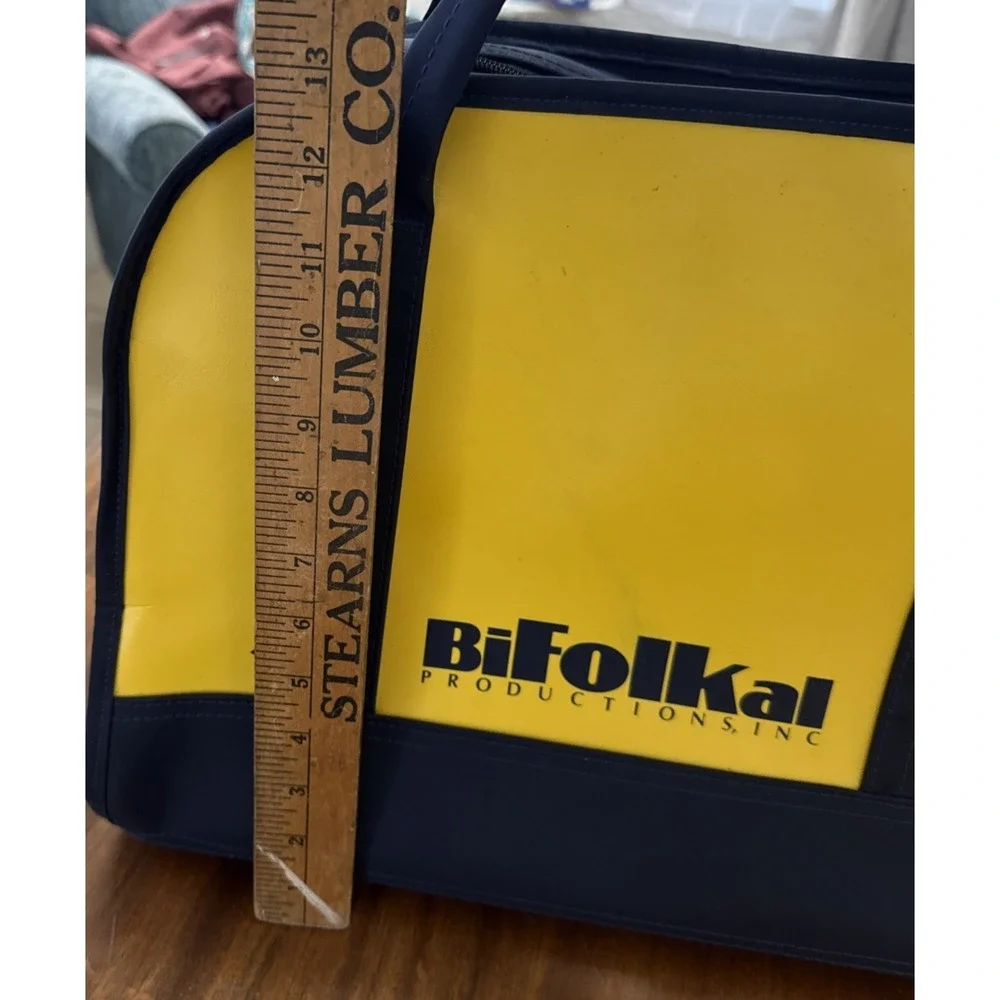 The Unbranded Brand bifolkal productions